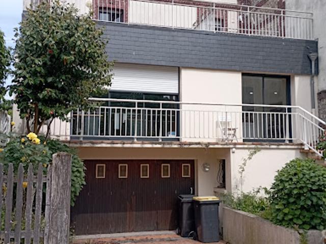 Vente Maison 8 pièces 160 m2 Lillebonne