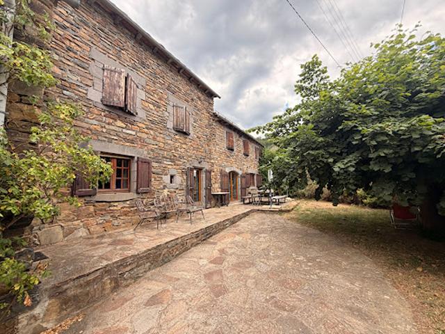 Vente Maison 8 pièces 160 m2 Saint Martial