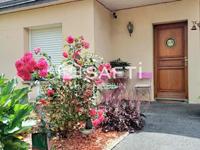 Vente Maison 8 pièces 160 m2 Saint Aubin du Cormier