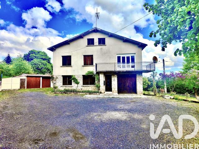 Vente Maison 8 pièces 160 m2 Saint Agrève