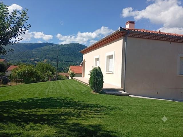 Vente Maison 8 pièces 160 m2 Saint Pierre de Rivière