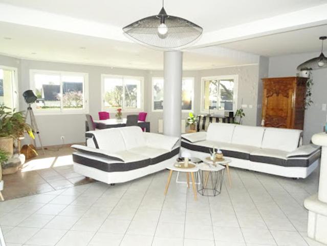 Vente Maison 8 pièces 160 m2 Sens de Bretagne