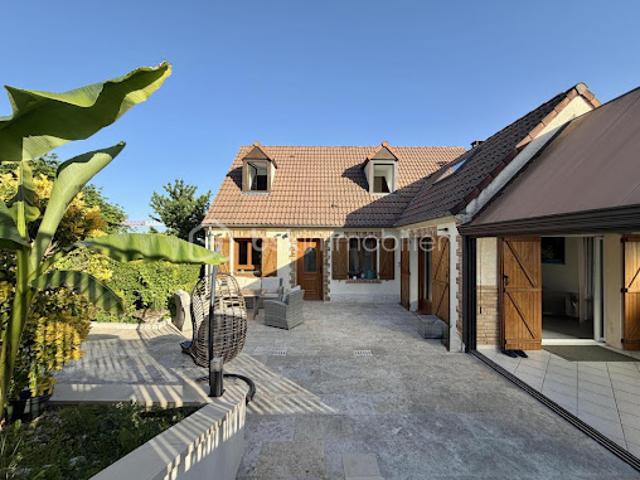 Vente Maison 8 pièces 160.59 m2 Crégy lès Meaux