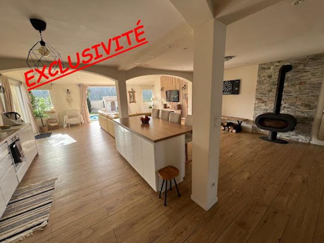Vente Maison 8 pièces 161 m2 Breuillet
