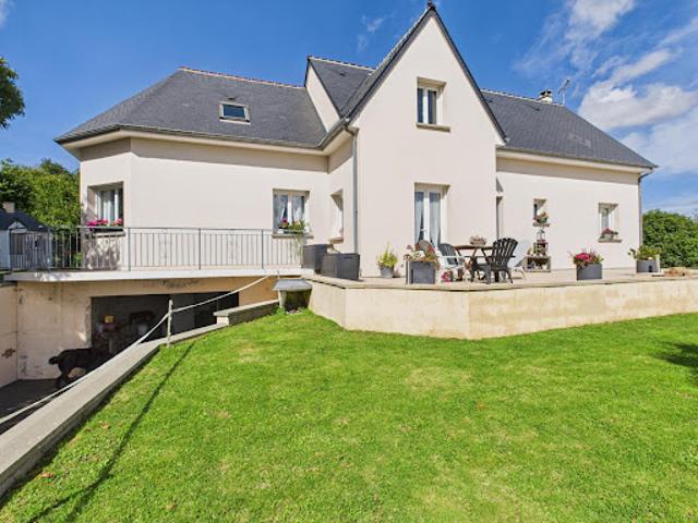 Vente Maison 8 pièces 161 m2 Saint Sauveur Villages