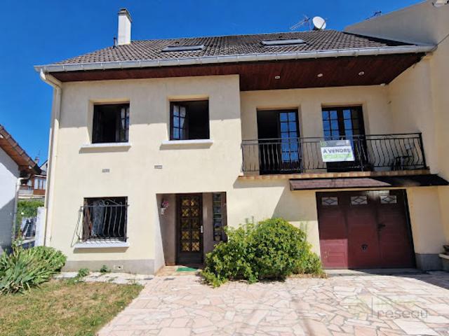 Vente Maison 8 pièces 162 m2 Pontault Combault