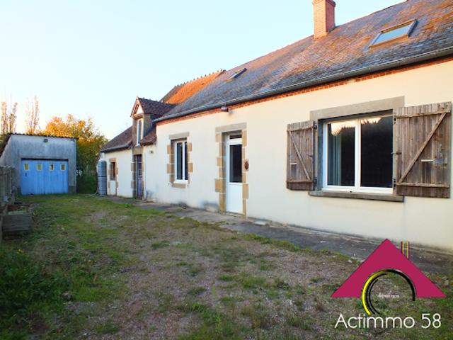 Vente Maison 8 pièces 162.14 m2 Nérondes