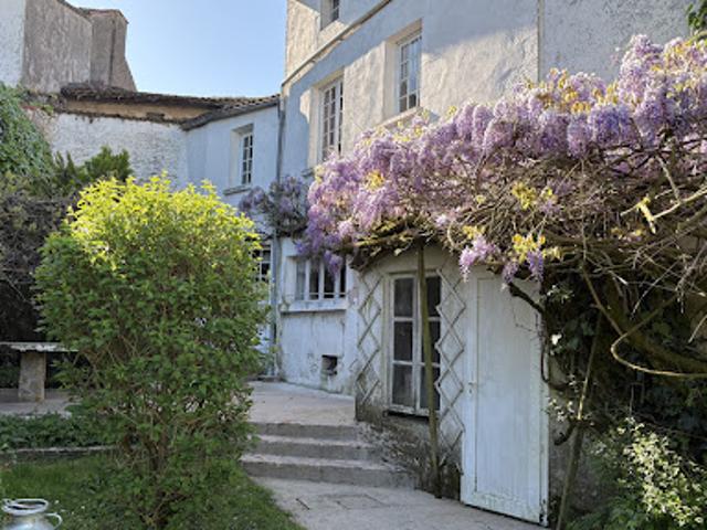 Vente Maison 8 pièces 174 m2 Chef Boutonne