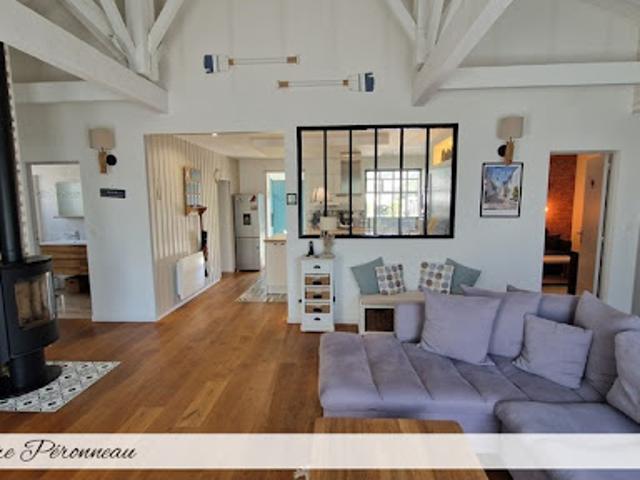 Vente Maison 8 pièces 175 m2 Charron