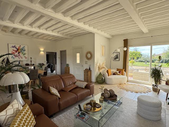 Vente Maison 8 pièces 175 m2 Civens