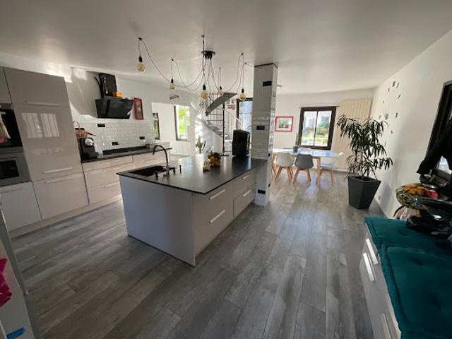 Vente Maison 8 pièces 175 m2 Eaubonne