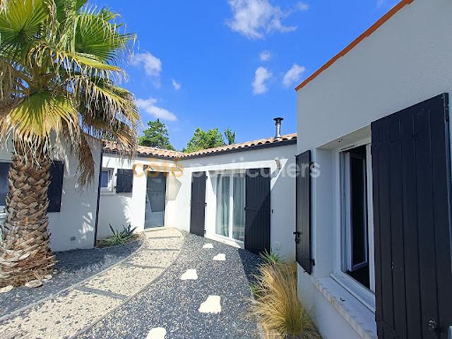 Vente Maison 8 pièces 175 m2 Saint Christophe