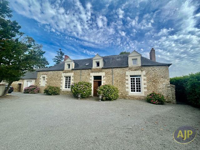 Vente Maison 8 pièces 175.61 m2 Nort sur Erdre