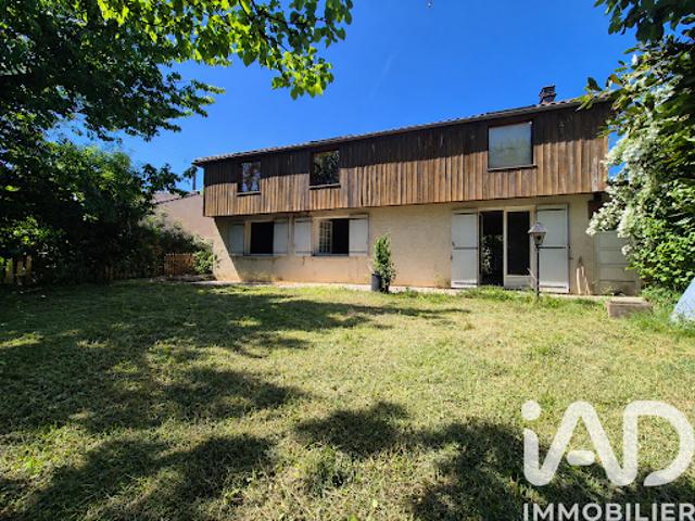 Vente Maison 8 pièces 176 m2 Nontron
