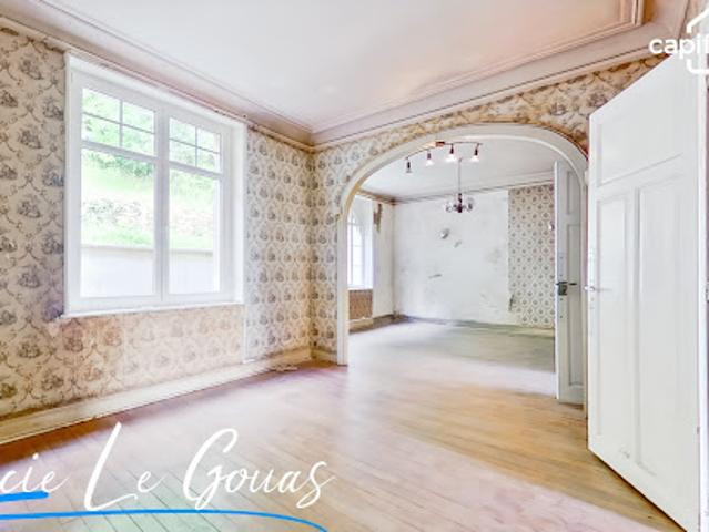 Vente Maison 8 pièces 177 m2 Saulnes