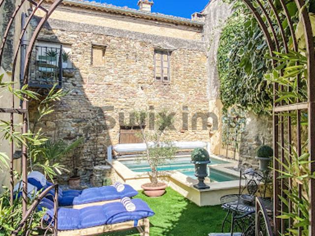 Vente Maison 8 pièces 178 m2 Uzès