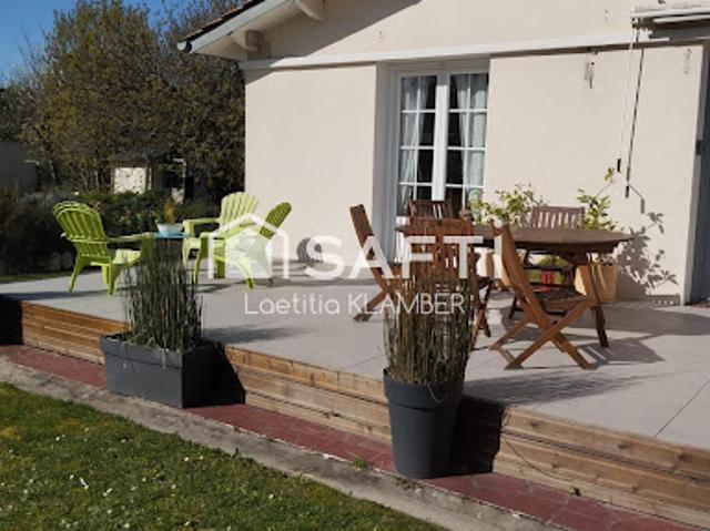 Vente Maison 8 pièces 179 m2 Barbezieux Saint Hilaire