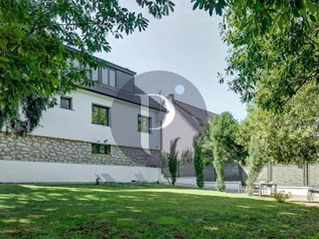 Vente Maison 8 pièces 179.93 m2 Antony