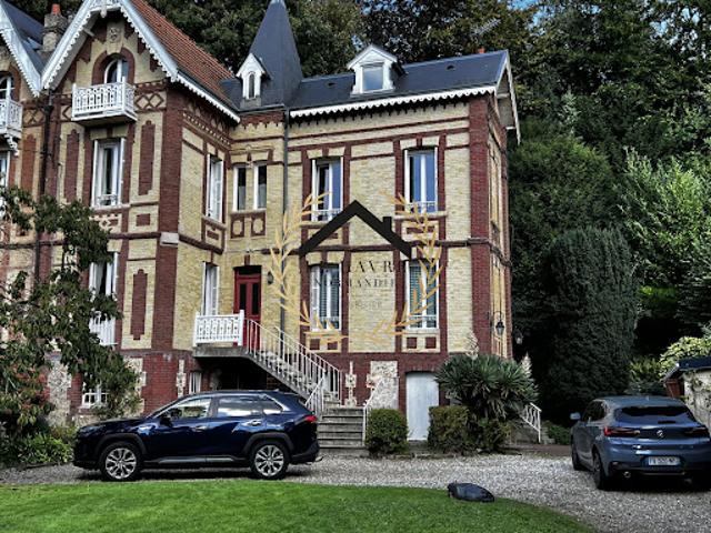 Vente Maison 8 pièces 170 m2 Montivilliers