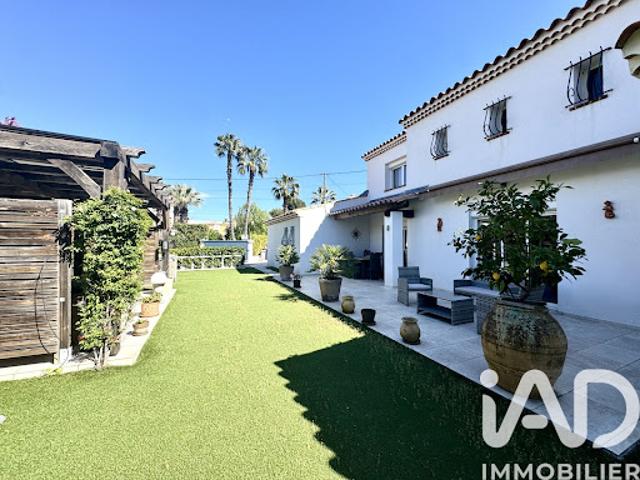 Vente Maison 8 pièces 170 m2 Antibes