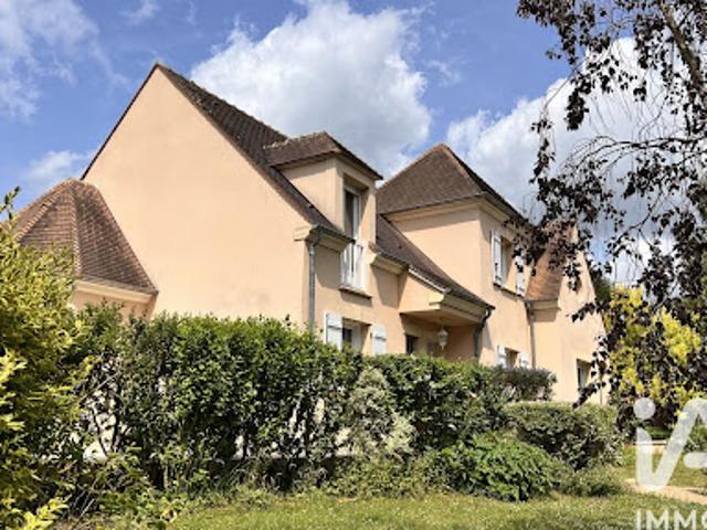 Vente Maison 8 pièces 170 m2 Boissy le Châtel