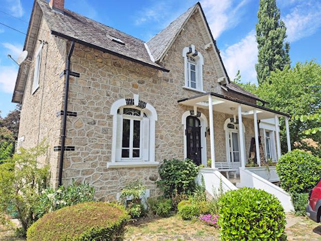 Vente Maison 8 pièces 171 m2 Argentat sur Dordogne