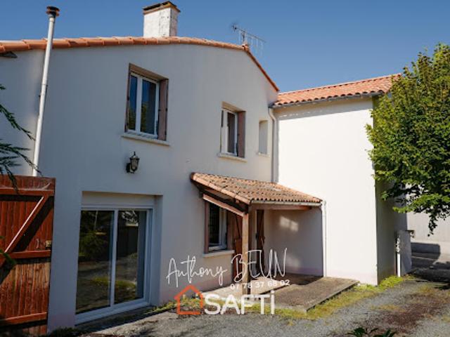 Vente Maison 8 pièces 171 m2 Fors