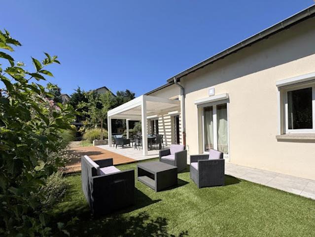 Vente Maison 8 pièces 172 m2 Villette d'Anthon