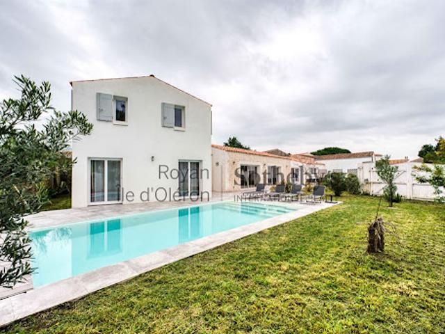 Vente Maison 8 pièces 184 m2 Saint Georges d'Oléron