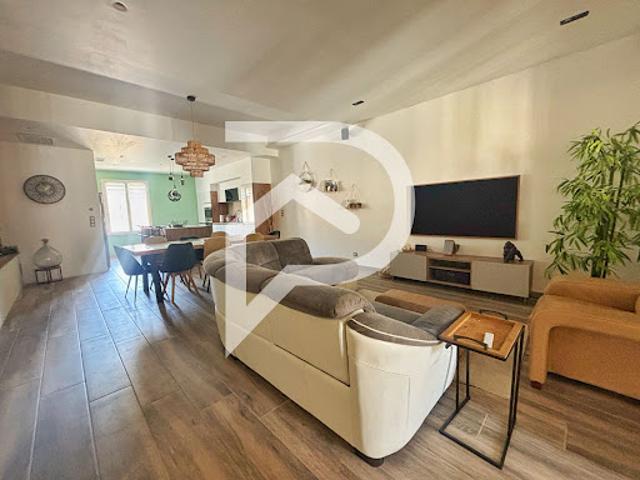 Vente Maison 8 pièces 185 m2 Charleval