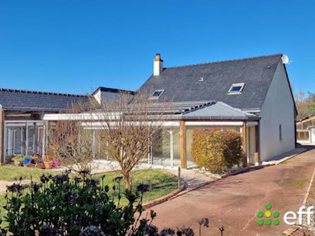 Vente Maison 8 pièces 185 m2 Gennes Val de Loire