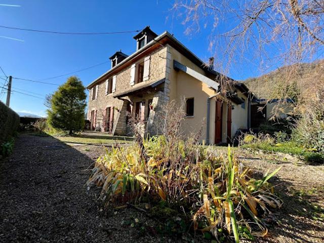 Vente Maison 8 pièces 185 m2 Port Lesney