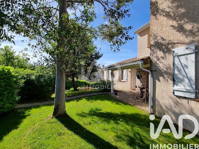 Vente Maison 8 pièces 185 m2 Verfeil