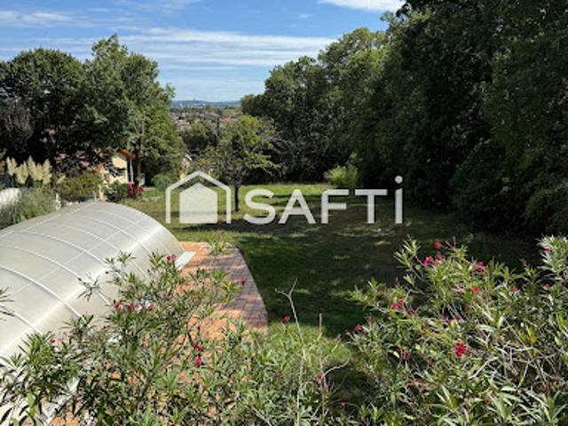 Vente Maison 8 pièces 186 m2 Tournefeuille