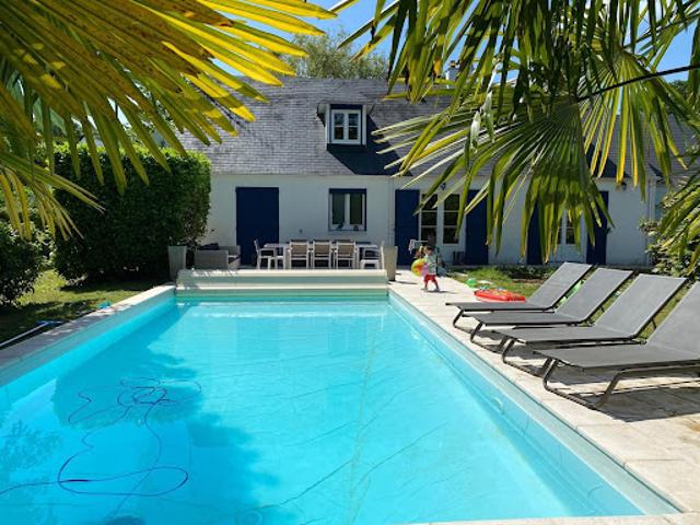Vente Maison 8 pièces 187.59 m2 Férolles Attilly