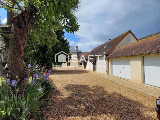 Vente Maison 8 pièces 188 m2 Cloyes sur le Loir