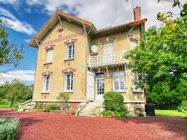 Vente Maison 8 pièces 188 m2 Lyons la Forêt