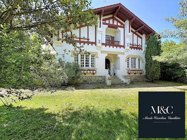 Vente Maison 8 pièces 189 m2 Bayonne