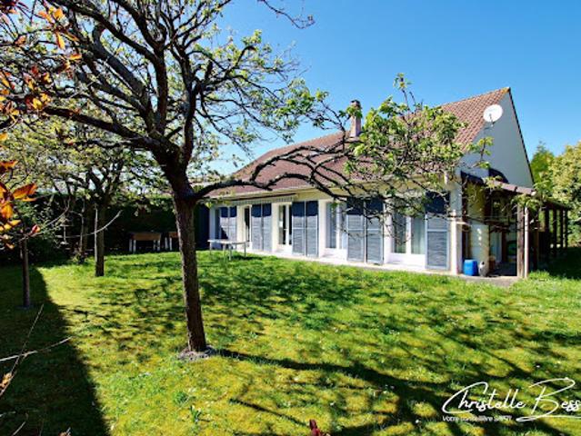 Vente Maison 8 pièces 189 m2 Villecresnes