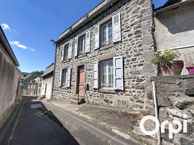 Vente Maison 8 pièces 180 m2 Murat