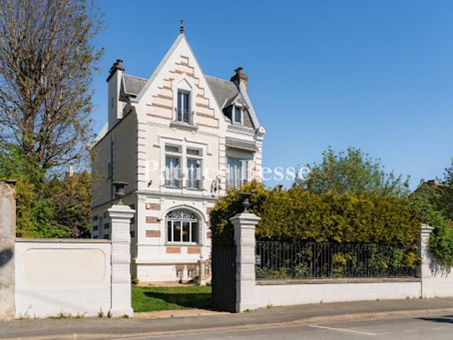 Vente Maison 9 pièces 180 m2 Ablon sur Seine