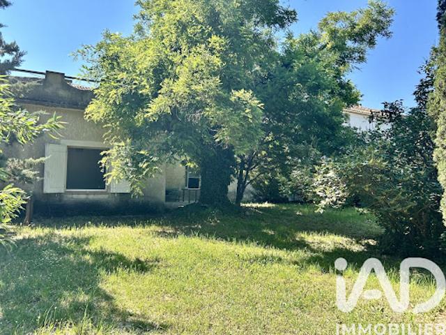 Vente Maison 8 pièces 180 m2 Châteauneuf de Gadagne