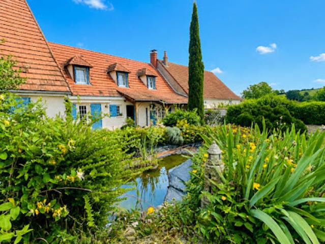 Vente Maison 8 pièces 180 m2 Parigny les Vaux