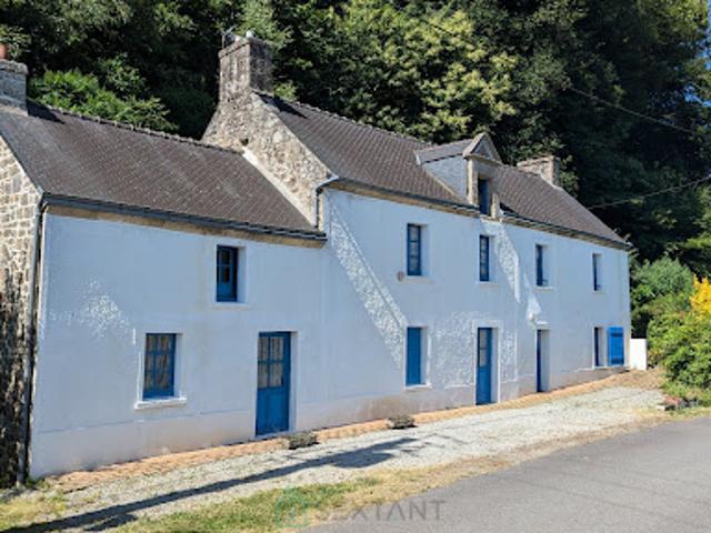 Vente Maison 8 pièces 180 m2 Quistinic