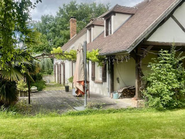Vente Maison 8 pièces 180 m2 Ronquerolles