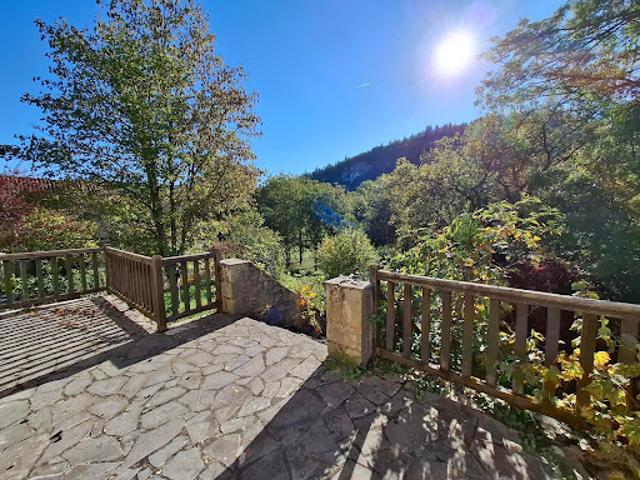 Vente Maison 8 pièces 180 m2 Sauliac sur Célé