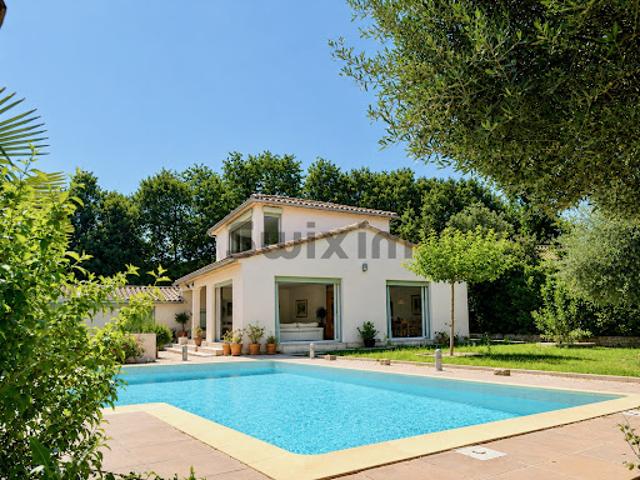 Vente Maison 8 pièces 180 m2 Uzès