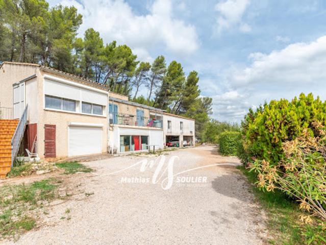 Vente Maison 8 pièces 181 m2 Meyreuil