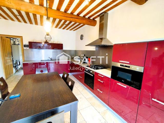Vente Maison 8 pièces 182 m2 Apt