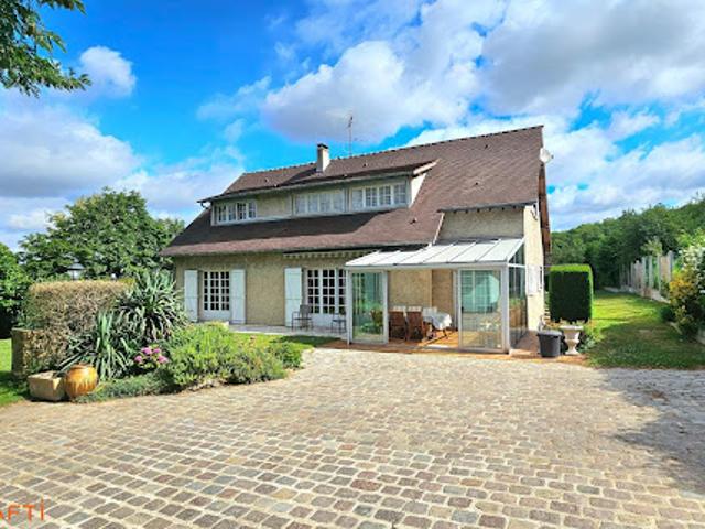 Vente Maison 8 pièces 183 m2 Villiers Saint Fréderic